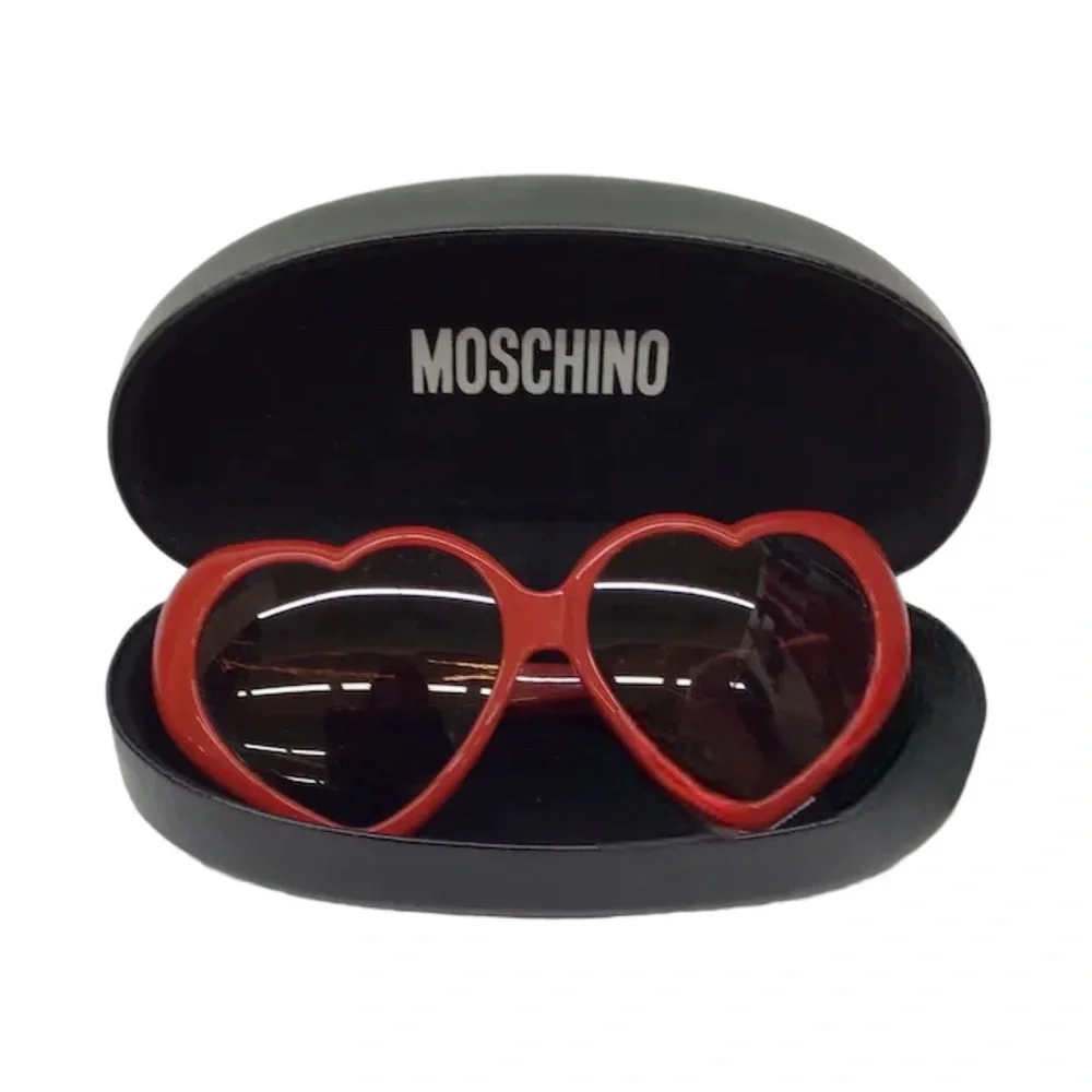 Moschino Retro Heart Shaped Red Sunglasses - Picture 6 of 6